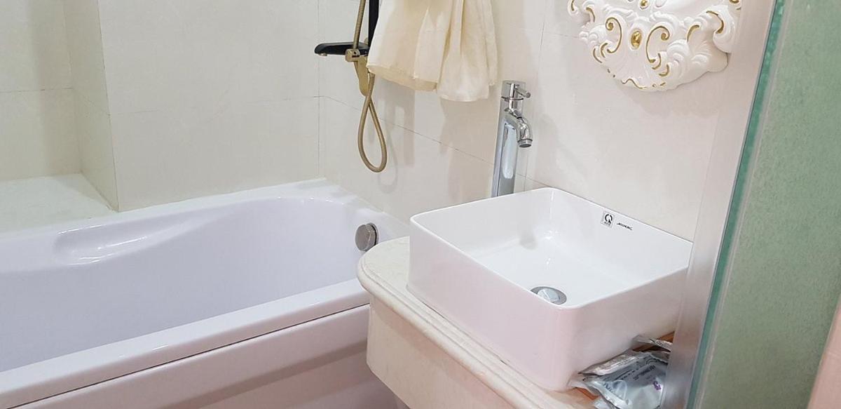 Cristina Boutique Hotel Hanoi Zewnętrze zdjęcie